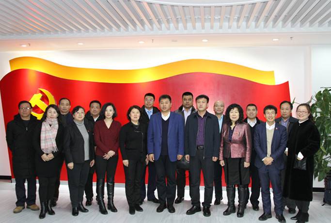 1547712536083044203.jpg 参观 局机关新时代传习所_副本.jpg