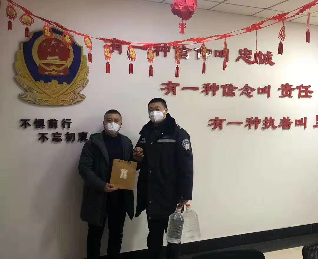 1581257130546068926.jpg 1581257130546068926.jpg