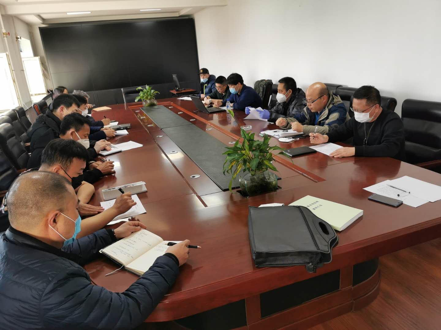 1609829606581090248.jpg 1609829606581090248.jpg