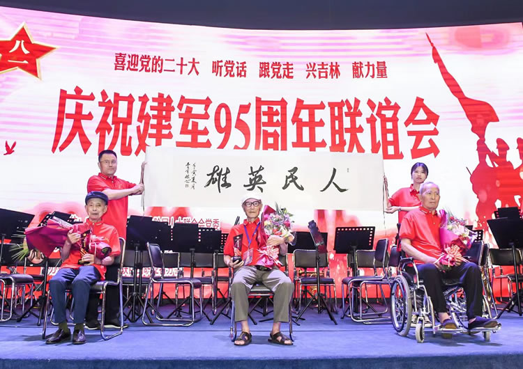 1659335392343075299.jpg 8.1-07.jpg